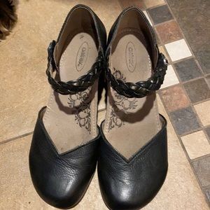 Aetrex sandals—Size 38.